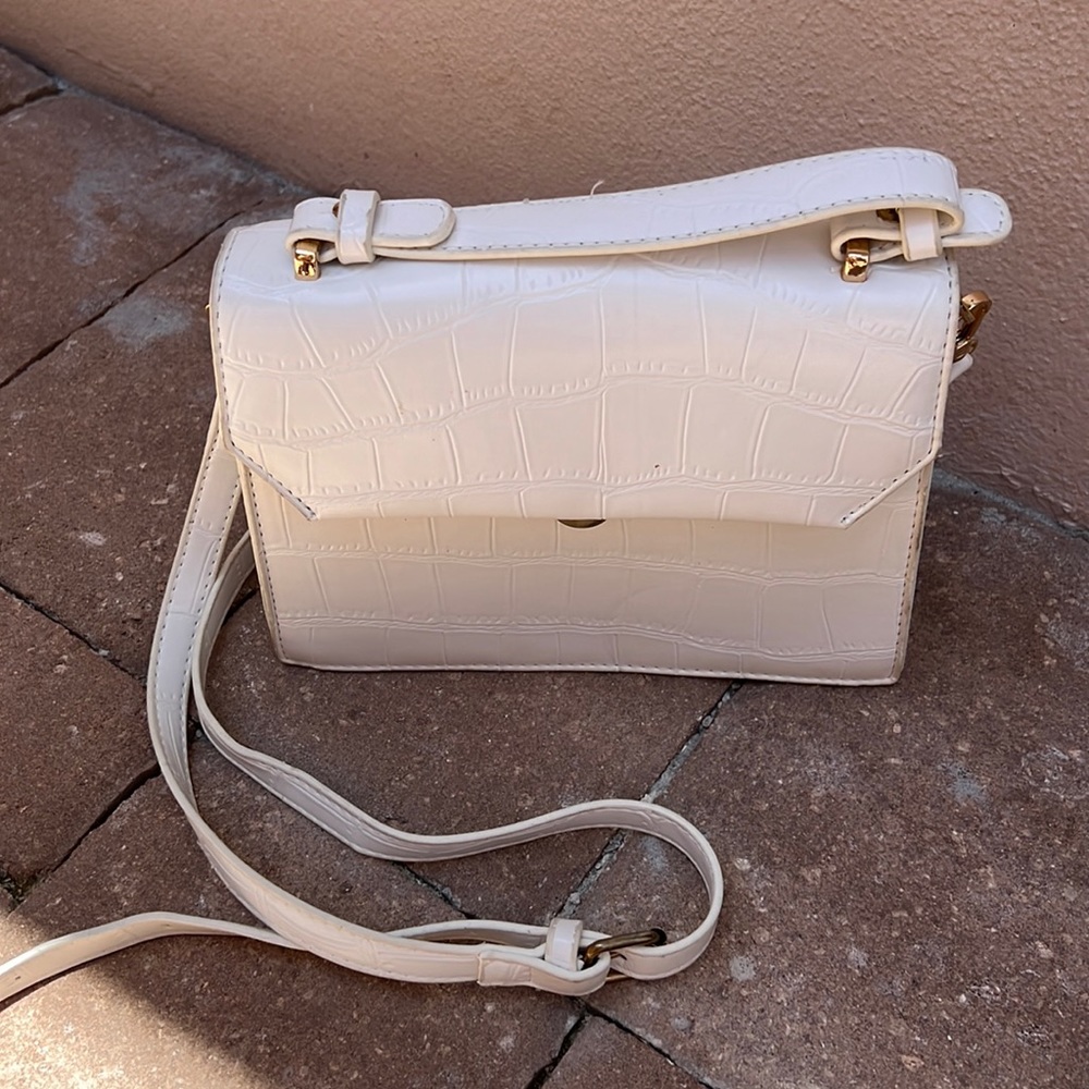 White crossbody bag.